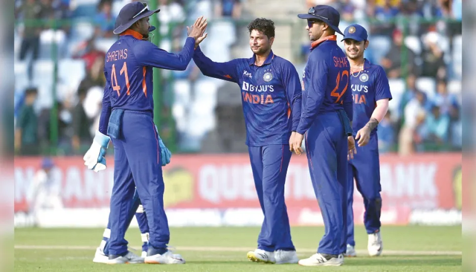 Bowlers rule as India crush SA to clinch ODI series 