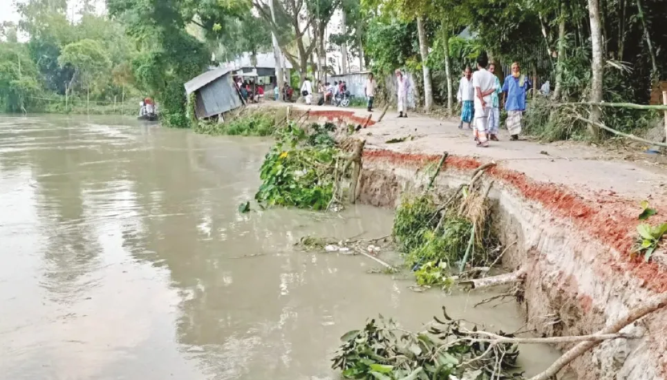 Bangshi, Jhenai devour road, houses in Tangail 