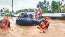 Storm lashes Philippines, kills 42 