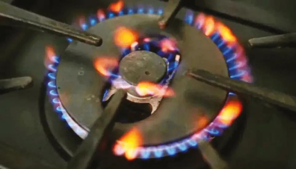 Tumbling gas prices fail to subdue energy bills 
