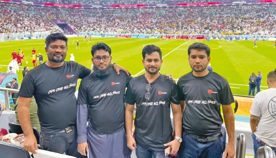 Top Banglalink retailers win trip to FIFA World Cup 
