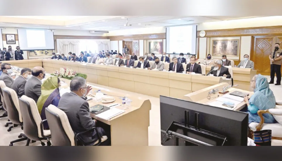 PM directs secys to complete development projects faster 