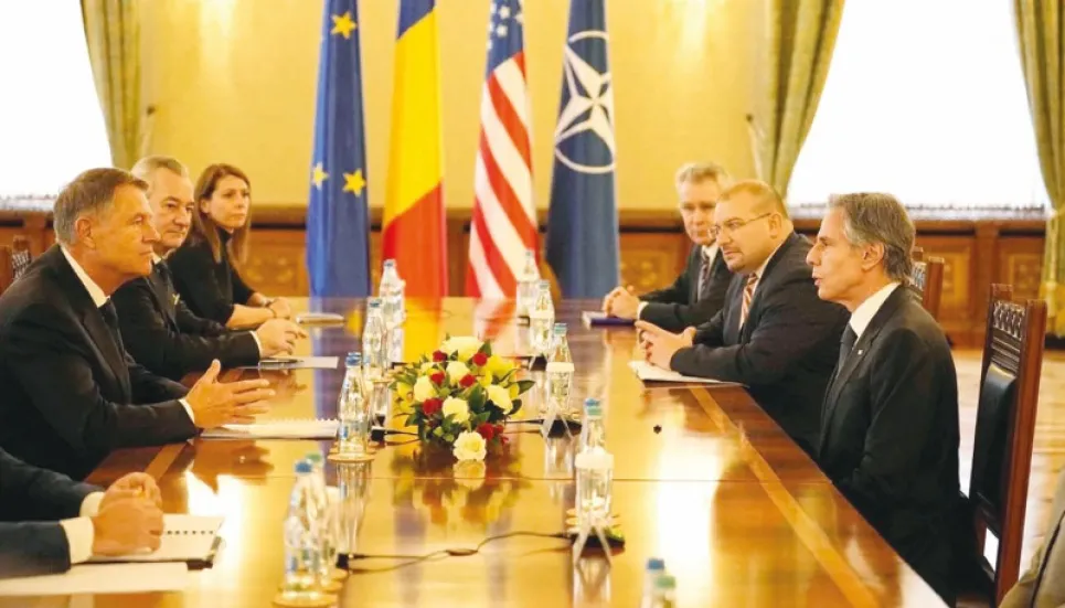 NATO renews membership vow to Ukraine, pledges arms and aid 
