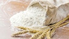 Flour price up Tk5 again, no sign of coming down 