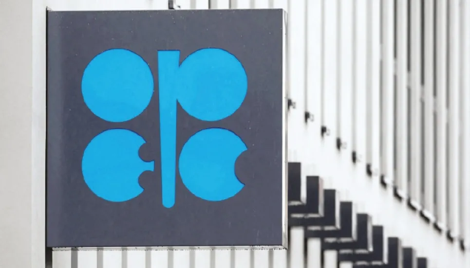 Opec+ likely to maintain oil output levels 