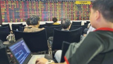 Markets mixed as recession fears dampen China optimism 