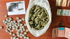 ‘Santa’ bags Peru drug sellers
