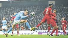 Man City knock out holders Liverpool in League Cup thriller