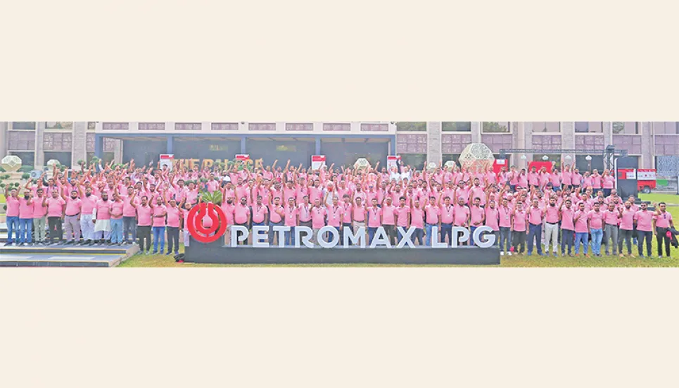 Petromax LPG holds grand conference for distributors