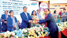 MetLife Bangladesh gets top taxpayer award for 12 consecutive years