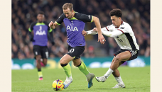 Kane sinks Fulham to become Spurs’ joint record scorer