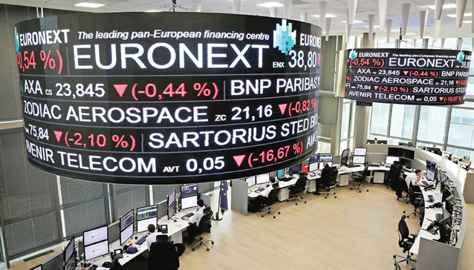 European shares gain on earnings optimism