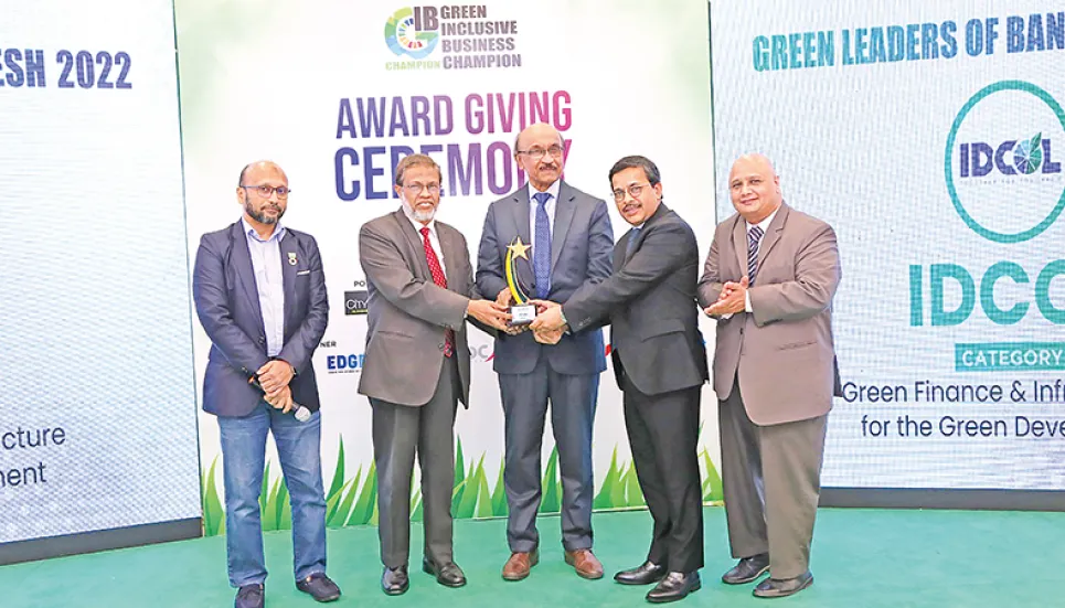 IDCOL wins Green Leaders of Bangladesh 2022 Award