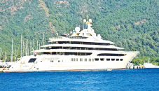 Russian oligarchs’ superyachts on sanctions radar