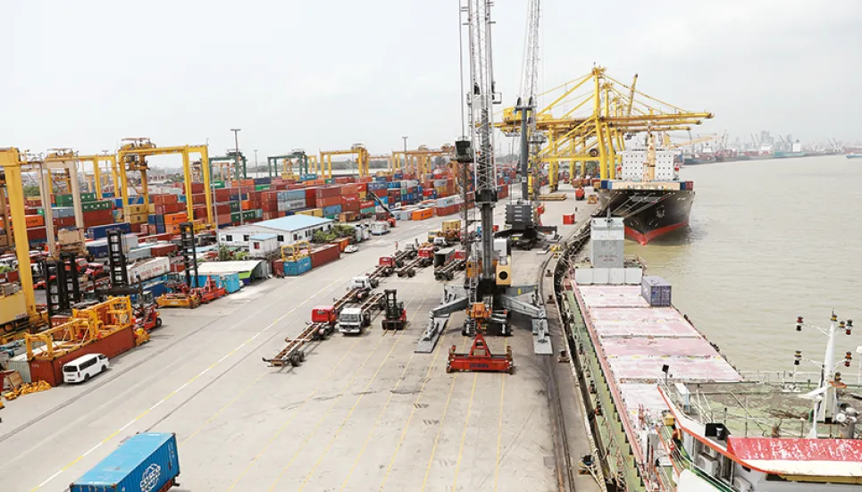 Trade deficit drops 29% as imports fall