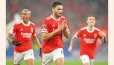 Benfica reach UCL quarters by thrashing Brugge