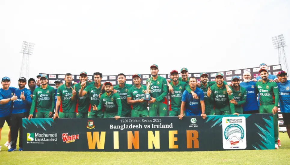 Bangladesh falter to miss out on clean sweep