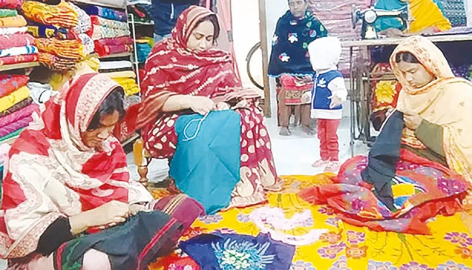 Rajshahi boutique houses passing busy time ahead of Eid