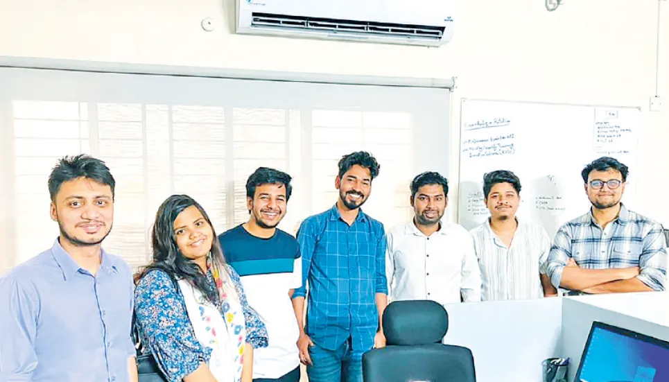 AIUB students visit Riseup Labs to get IT insights 
