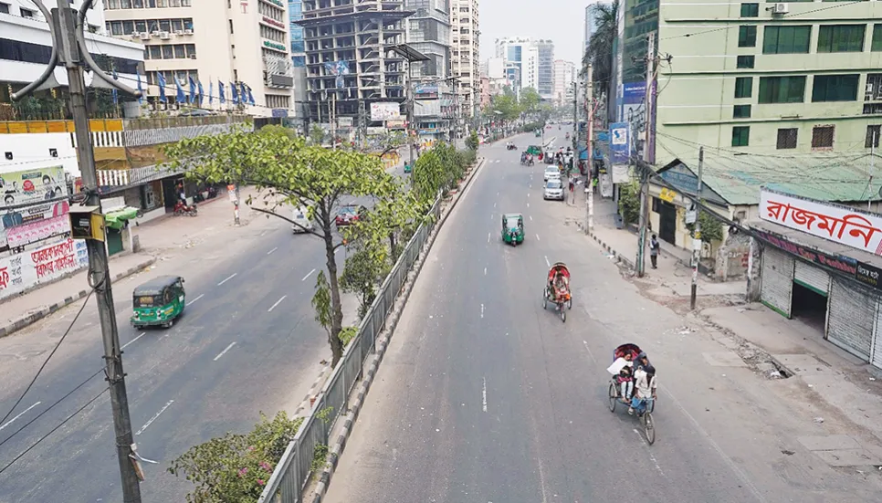 Traffic thin on Dhaka streets, commuters in trouble