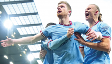 Man City outclass Arsenal to take control of Premier League title race