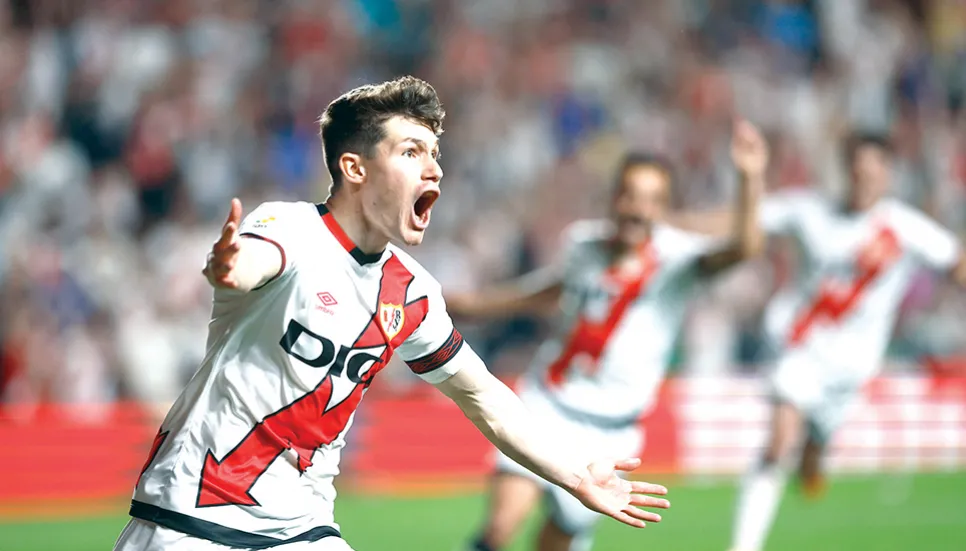 Rayo stun Liga leaders Barcelona