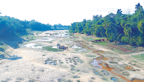 Piyain River in Sylhet now in death throes 