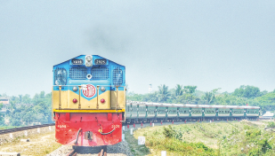 Intercity trains operation goes on successfully in Rajshahi