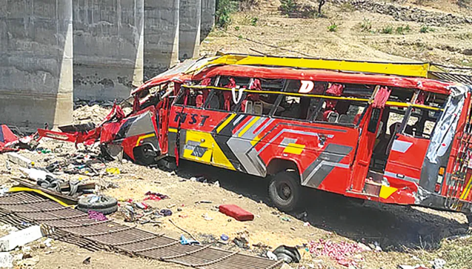 21 Dead After Bus Plunges Off Bridge In India The Business Post 