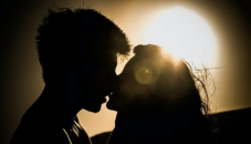 Humans have been kissing for at least 4,500 yrs: Study