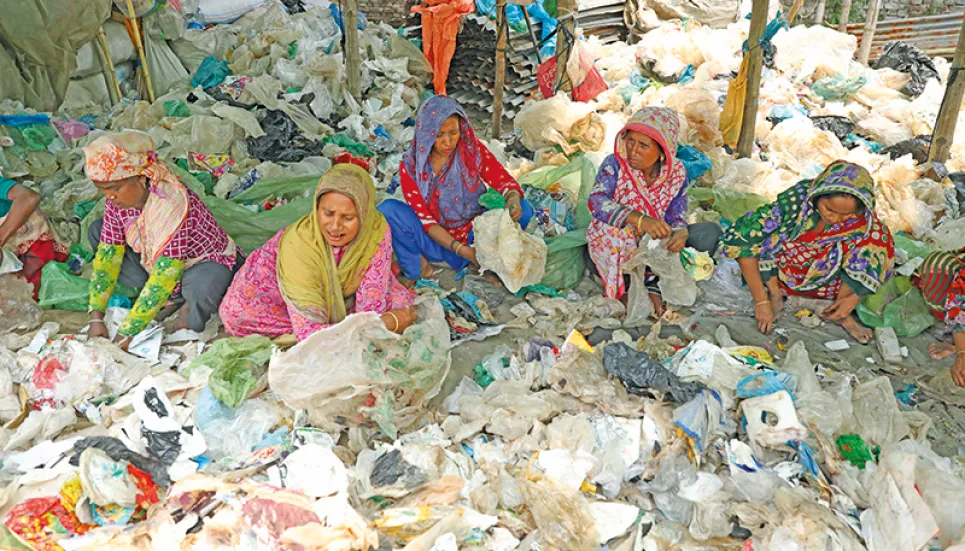 Consumer demand hindering plastic use reduction: Secretary