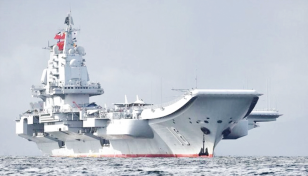 Chinese aircraft carrier passes through Taiwan Strait