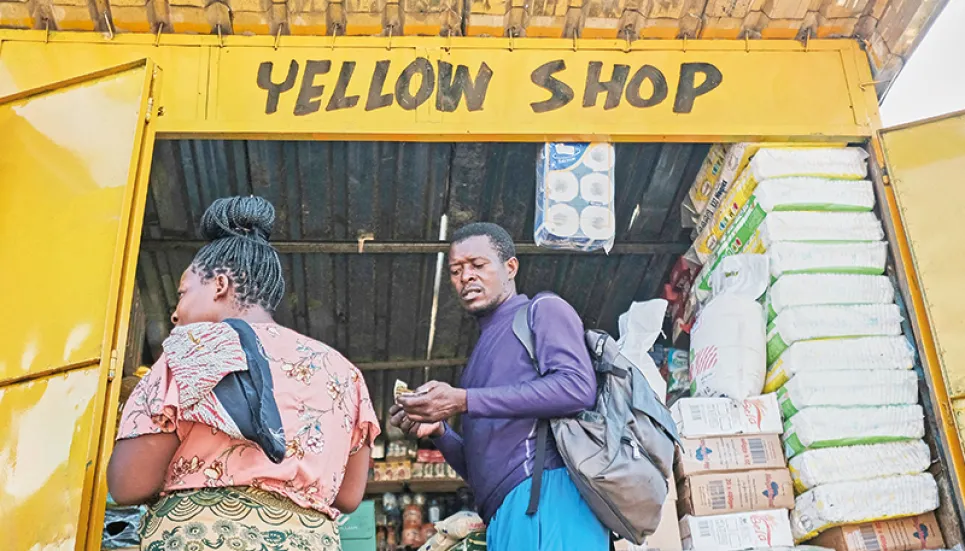 Night-time shopping booms as Zimbabwe inflation soars