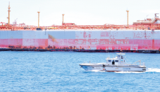 No alternative to risky oil tanker salvage in Yemen: UN