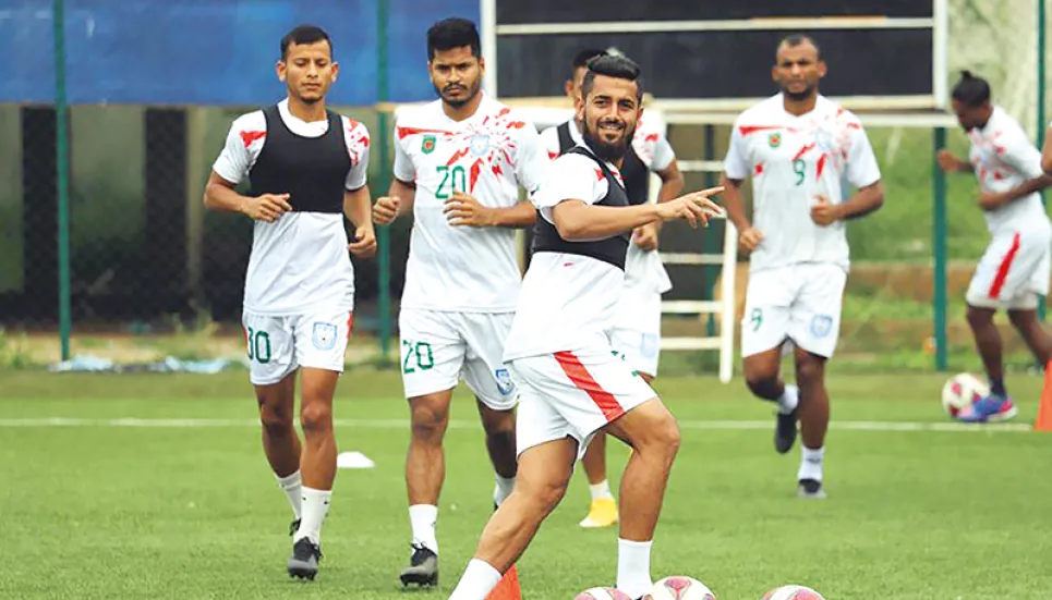 Bangladesh booters train in Bengaluru