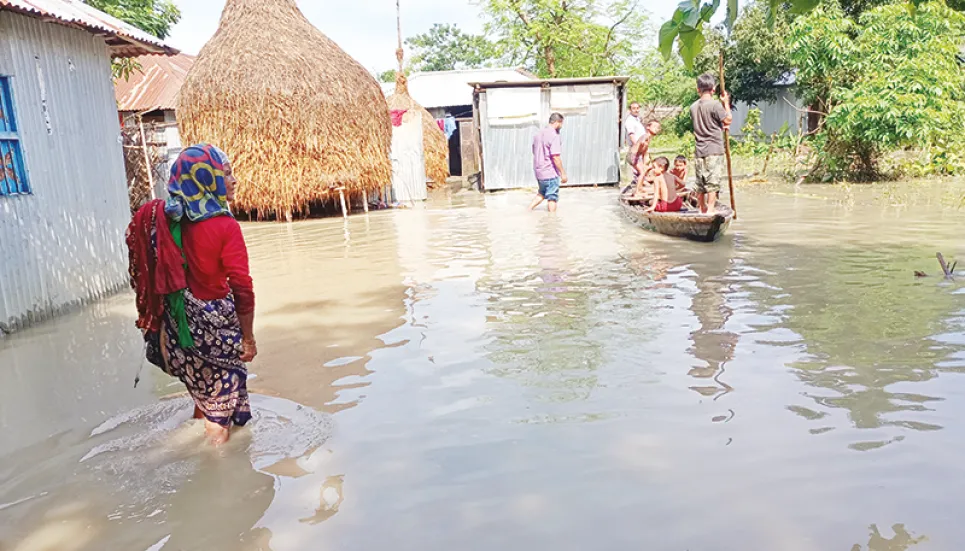 Flood situation starts improving in northern districts