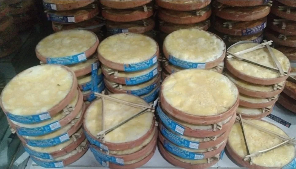 Traditional yoghurt trade of Bogura thrives