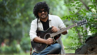 Kamruzzaman Ronnie debut as playback singer