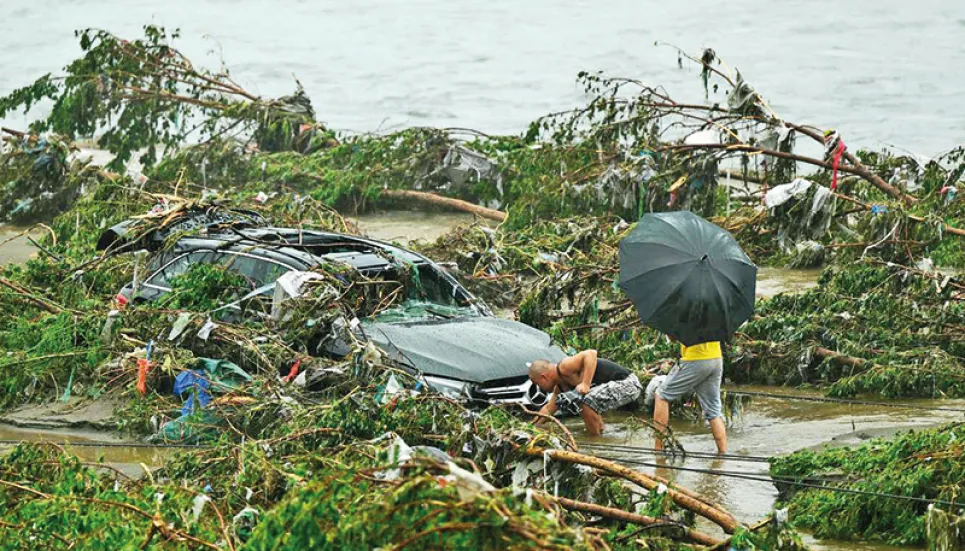 At least 10 dead in floods near Beijing