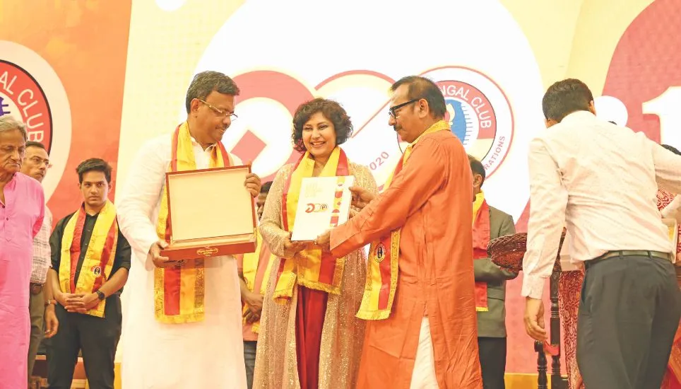 Mehreen honoured with ‘Atmajan Smriti’ award