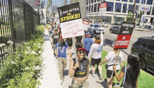 Hollywood writers to resume talks over strike