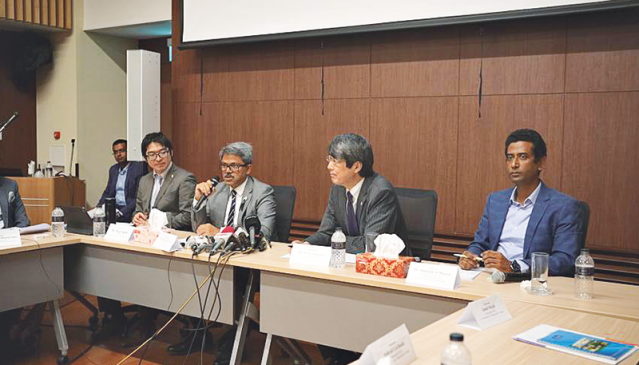 バングラデシュと日本の間の貿易促進に向けて専門家らが障壁を取り除く