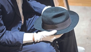 Michael Jackson's moonwalk hat up for auction