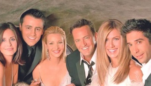 'Friends' cast 'utterly devastated' by death of Matthew Perry