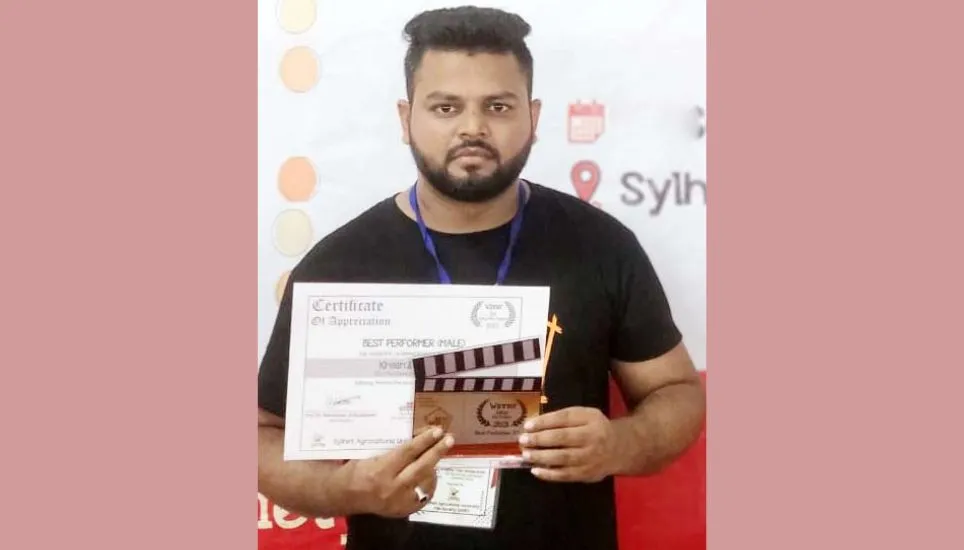 Tarek clinches Best Director award at 5th Sylhet International Film Festival 