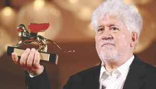 Almodovar wins top Venice prize for end-of-life film