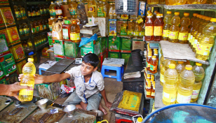 Govt fixes prices of 6 essential commodities