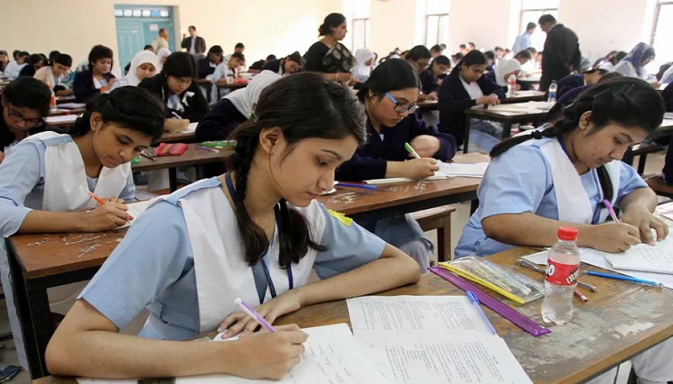 Govt plans to cut down HSC exams to expedite academic session
