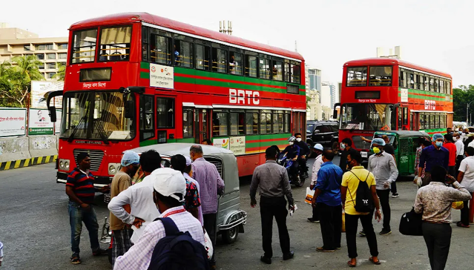 Buses start carrying 50% passengers