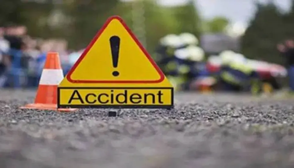 Rajshahi road crash leaves 2 dead